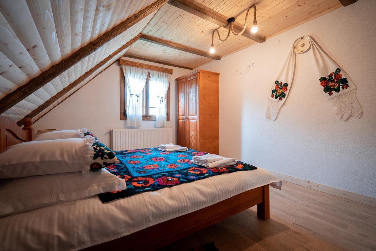 Hotel Casa Veche Breb Extérieur photo